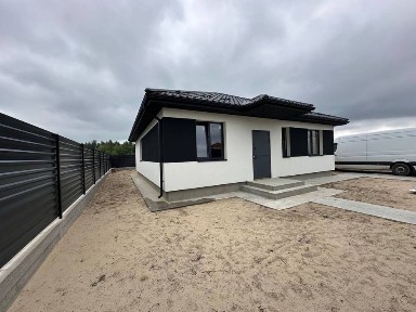 Одноповерховий будинок в Дмитрівці. Є-оселя. Сертифікат