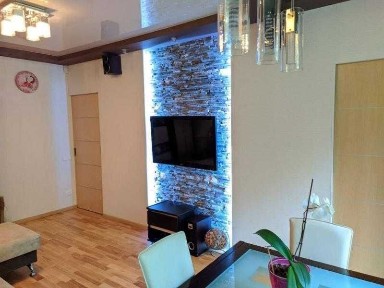 3 кімн. с кап. ремонтом. Метро 5 хвилин. 36500 дол