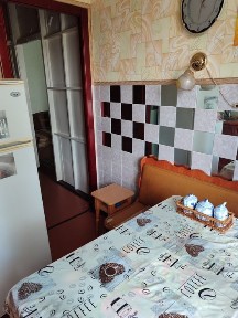 Продається 3-х кімнатна квартира на Універмазі