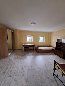 Здам 1 кім квартиру у приватному будинку 5 км від метро 