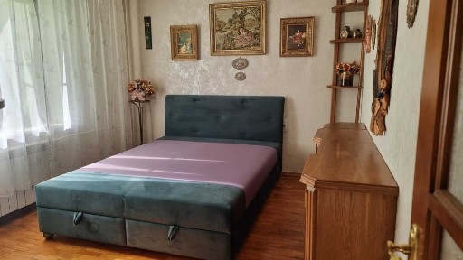 Киев, Павла Тычины просп., 4