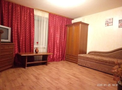 Сдам свою однок. квартиру помесячно или до лета