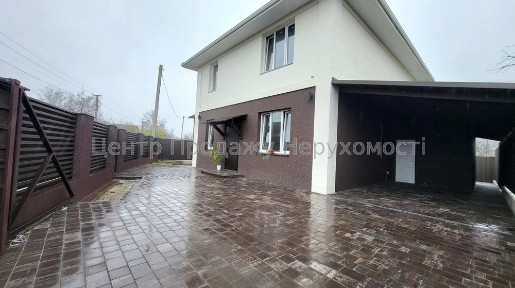 Продам будинок у центрі с. Юрівка. Без комісії для покупця.