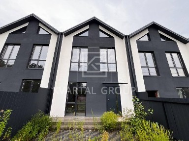 Продаж таунхаусу в Бучі біля Центрального парку