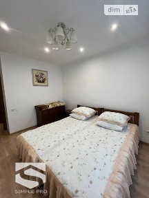 Довготривала оренда 2к квартири на пл. Князя Святослава 5 • ID 33787289