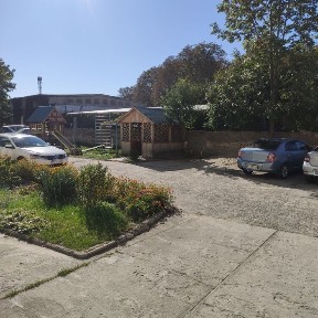 Продається 4-х кімнатна квартира 120м2, центр міста, 3 поверх, середин