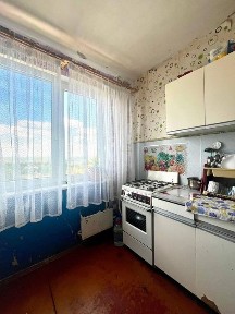 Продам 3-кім. квартиру на Олексіївці, пр. Перемоги, 48, М Перемога