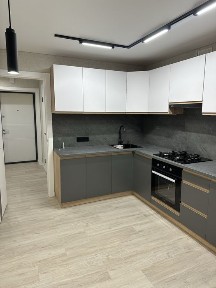 Продаж 1 кімнатна квартира центр