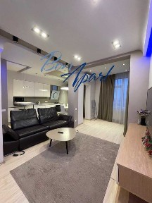 Продаж квартири з сучасним ремонтом бул. Л. Украінки 7А