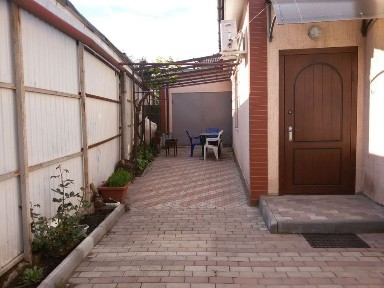 Сдам отличный дом 3 к 100 м Газ котел не зависит от света ! Животных мо