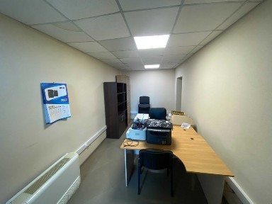 Оренда офісу 16 м² у бізнес-центрі 