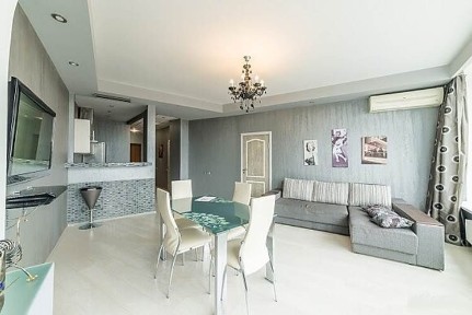 Сдаётся 2 комнатная квартира Most City