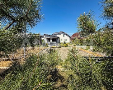 Затишний, казковий будиночок на Правому Березі-вул. Славутича