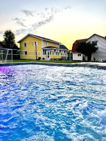 Новий рік, Різдво корпоратив Котедж оренда Київ озеро баня, активності