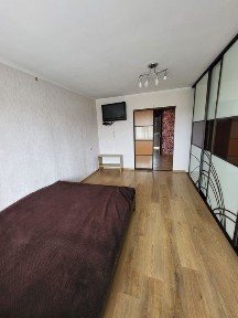 Оренда 2 кімн. квартири Північний, Льонокомбінатівська.