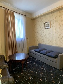 Головна центр міста 900 грн 1-4 осіб