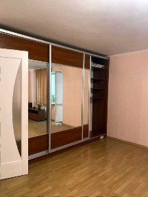 Сдам 3 комнатную квартиру