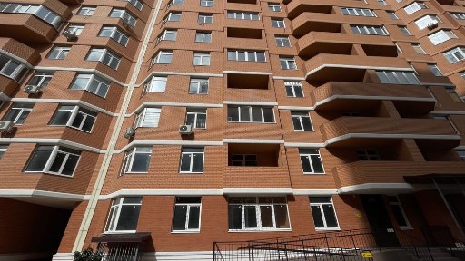 1-комн. Монолит Красный кирпич 1-й взнос 9000$, рассрочка 575$ в месяц