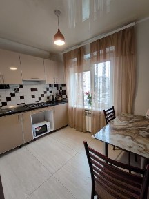 Посуточно 1но к. квартира Запорожье. 7 больница. Жд вокзал, Пески.