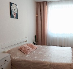 Подобову 1км квартиру Центр 