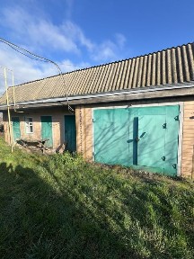 Продається будинок в центрі с. Петропавлівка, Черкаська обл.