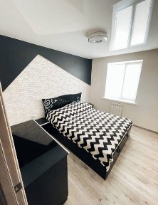 Район Жадова. Трьохкімнатна квартира