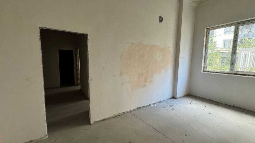 Інвестуйте в 2к квартиру у зданому будинку. Готова до ремонту