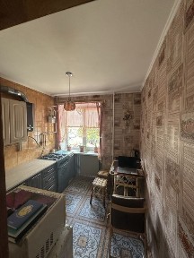 Квартира 1-кімнатна з меблями район каштани