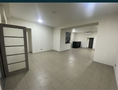 Сдам фасадное помещение под офис, салон, магазин