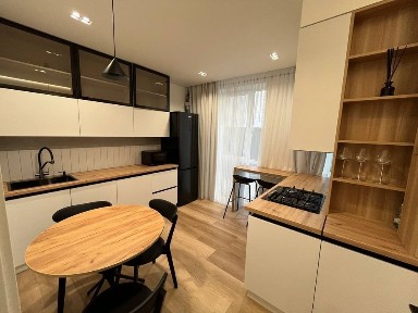 Чернівецька область, Чернівці