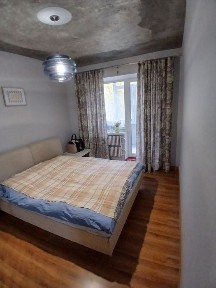 Продається чудова 3-кімнатна квартира на Лівому березі V.M.