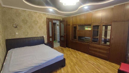 Однокімнатна квартира. м. Позняки 10 хв