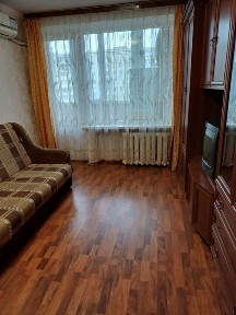 1-кім Метро Лісова-10 хв Мілютенка 38/Ореста Левицького Вільна