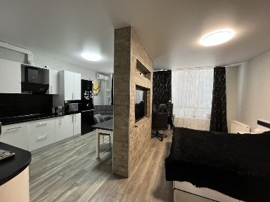 Жк <a href='/newbuilding/6530/view/zk-grand-burze'>Гранд Бурже</a>. 1к з ремонтом. Прямий вихід в трц