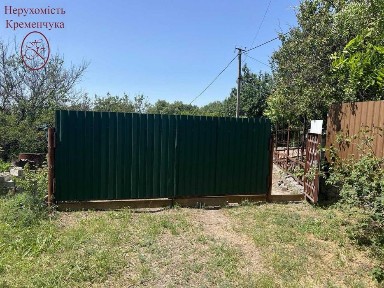 Ваш затишний дім у передмісті - спокій, простір, природа