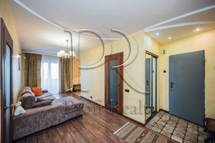 Продаж 3 кімн. квартири Вишневе/Вишневое/вул. Південна/