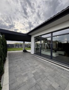 Продаж красивоі американки в Ужгороді