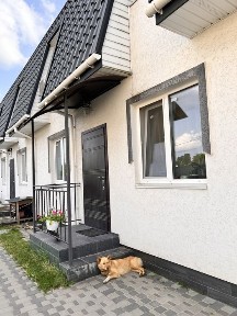 Продається кутовий таунхаус з ремонтом і меблями. Свій в'їзд
