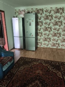 Здається трикімнатна квартира