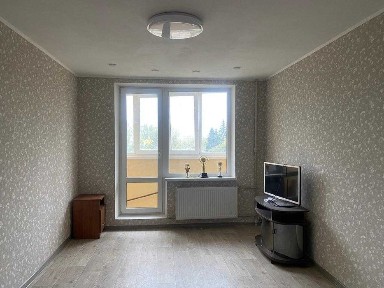 Продам 1-к. квартиру на Алексеевке недалеко от метро.