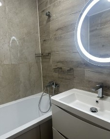 Оренда 3х кімнатної квартири у Дніпровському р-ні (Бородинська 25)