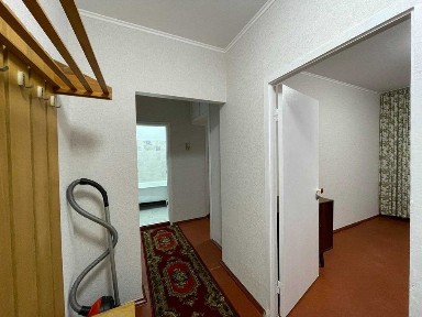 Оренда 2-кімнатної ст. м. Святошин, вул. Мрії, 18-г після ремонту.