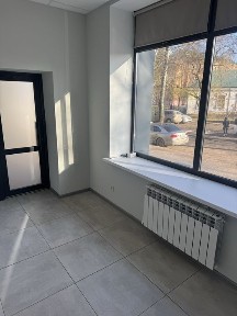 Приміщення 9,8 м2 в офісному центрі