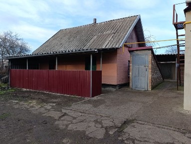 Продам будинок в селищі Ланна