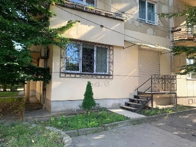 Оренда фасадного приміщення вул. Антоновича-Мельника