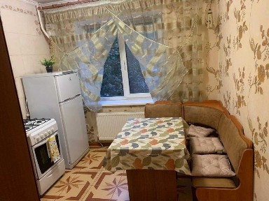 Продам 2-х комнатную квартиру Левитана/ Небесной Сотни ЖМ Радужный