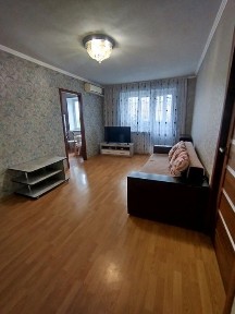 Продам 2 квартиру з ремонтом в центрі Одеської, пр. Байрона, 1