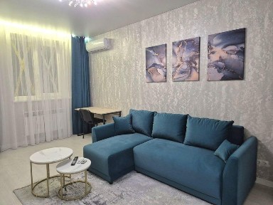 Продаж 1к. квартири в ЖК біля метро Захисників України!