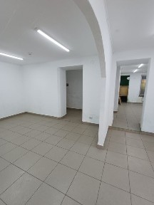 Продається комерційне приміщення