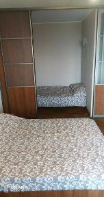 Затишна квартира подобово - погодинно, біля метро Ботанічний сад.